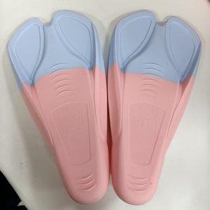 Palmes de plongée bicolores pour entraînement, vente en gros, OEM, logo personnalisé, palmes de natation en silicone à lame courte - Product Image 6