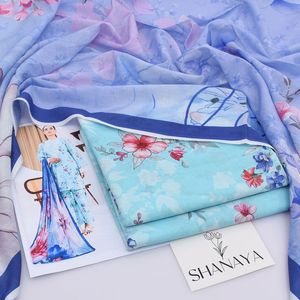ชุดพรีเมียมลอว์นสูทจาก Shanaya ชุดสาหรี่กะมีซผ้าลอว์นพิมพ์ลายดิจิทัลสำหรับผู้หญิง ลายดอกไม้แบบกลับด้านได้ สไตล์อินเดีย-ปากีสถานแบบดั้งเดิม - Product Image 2