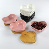 Assiette en céramique de luxe écologique en gros, plateau à fruits créatif en forme de cœur, plateau en bambou pour les fêtes d'enfants, desserts, bonbons