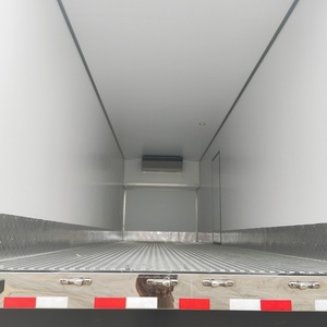 Camión Refrigerador ISUZU GIGA 8X4, Camión con Caja Congeladora para Transporte de Pescado y Helados - Product Image 3