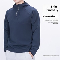 Sweat à capuche demi-zip pour homme en tissu nano-grid ultra-extensible, personnalisable avec logo, idéal pour l'entraînement sportif en extérieur et la gym, vente en gros