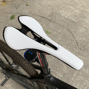 Selle de vélo en cuir pour femme sans logo, simple, avec ventilation, super légère, pour <span class=keywords><strong>VTT</strong></span> et vélo de route - Product Image 4