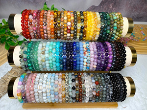 สร้อยข้อมือลูกปัดคริสตัลธรรมชาติหลากหลายรูปแบบ