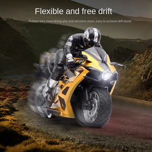 2.4G <span class=keywords><strong>moto</strong></span> télécommandée à grande vitesse nouveau jouet de dérive de montagne tout-terrain transfrontalier intérieur/extérieur modèle de voiture en plastique cadeau - Product Image 4