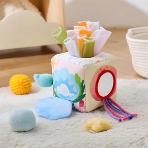 Boîte à mouchoirs multifonctionnelle pour bébé, jouet sensoriel, <span class=keywords><strong>cube</strong></span> en <span class=keywords><strong>tissu</strong></span> doux avec pompons, jouet éducatif précoce pour <span class=keywords><strong>d</strong></span>évelopper la motricité fine du bébé - Product Image 2