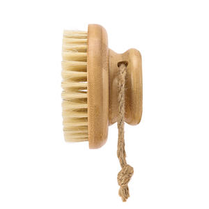 <span class=keywords><strong>Spazzola</strong></span> da Bagno Rotonda con Manico, Setole Naturali, <span class=keywords><strong>Spazzola</strong></span> <span class=keywords><strong>per</strong></span> Doccia <span class=keywords><strong>per</strong></span> Esfoliazione della <span class=keywords><strong>Cellulite</strong></span> e Pelle Più Liscia - Product Image 3