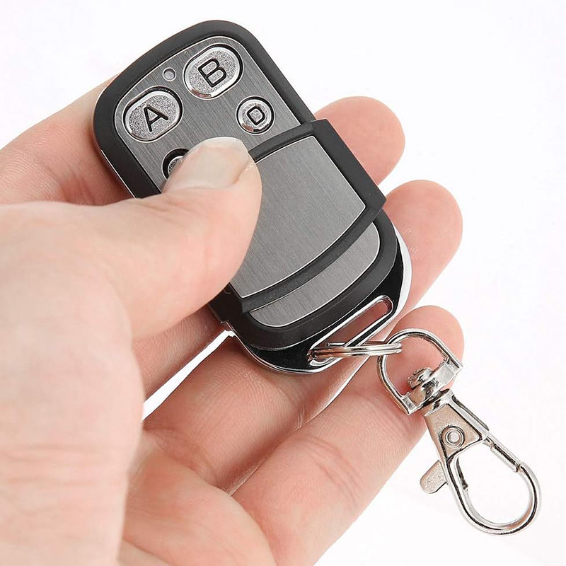 YNG124   ยังจีเอ็ดโฟร์