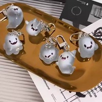 Porte-clés fantôme lumineux en résine 3D, pendentif veilleuse d'Halloween pour sacs, clés et breloques de téléphone, porte-clés de voiture