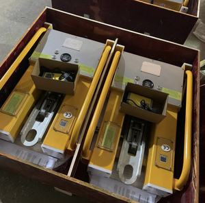 Équipement <span class=keywords><strong>de</strong></span> levage <span class=keywords><strong>de</strong></span> verre électrique léger et portable, ventouses <span class=keywords><strong>de</strong></span> levage pour plaques d'acier, marbre, utilisation en construction, télécommande, 375-750 kg - Product Image 4