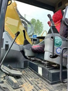 Excavadora pequeña sobre orugas Komatsu PC128US-2 con motor eficiente, excavadora pequeña en oferta. - Product Image 6