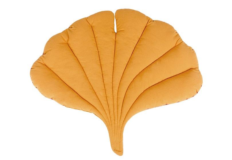 สีเหลือง