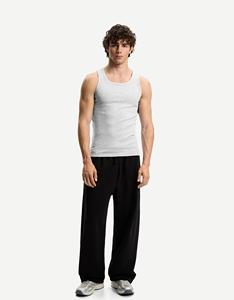 Tank Top Pria Katun Putih Berkualitas Tinggi Model Muscle Fit Rajutan Rib Tanpa Lengan untuk Olahraga Gym Custom Grosir - Product Image 6