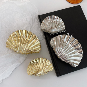 Mode nouveau doré argent métal fleur femmes <span class=keywords><strong>pince</strong></span> à griffes poils 10cm grande coquille alliage pinces à <span class=keywords><strong>cheveux</strong></span> pour filles griffe - Product Image 4