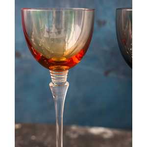 Ensemble de six flûtes à champagne Saint-Louis, cristal coloré classique, vin, construction en métal et plastique durable, pour les événements, les hôtels, usage personnel - Product Image 2