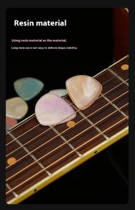 Púas de guitarra al por mayor de alta calidad para ukelele y guitarra eléctrica. Grosor: 2.2 - 2.5 mm. Duradero y robusto con alta dureza. - Product Image 5
