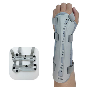 Attelle d'immobilisation du poignet en polyester avec support réglable pour la protection et la stabilisation des poignets pédiatriques - Product Image 2