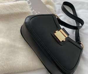 Sac à bandoulière carré rétro pour fille en cuir PU personnalisé, grande capacité, couleur unie, très tendance - Product Image 3