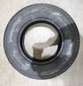 Offre Spéciale <span class=keywords><strong>14</strong></span> <span class=keywords><strong>pouces</strong></span> pneus radial voiture <span class=keywords><strong>pneu</strong></span> 185r14c 195r14c 195r15c <span class=keywords><strong>remorque</strong></span> roues pièces pneus pour voitures 215/70R16 215/75R15 215/75R16 - Product Image 4