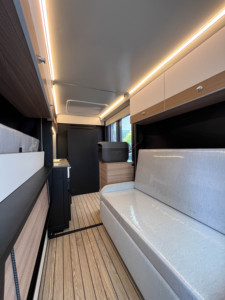 Kit de mobilier complet pour <span class=keywords><strong>camping</strong></span>-<span class=keywords><strong>car</strong></span> modulaire Qian Camper, aménagement personnalisé pour <span class=keywords><strong>camping</strong></span>-<span class=keywords><strong>car</strong></span>, Vanunit pour les voyages en plein air - Product Image 4
