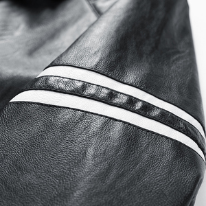 جلد صناعي شتوي صوف لراكبي الدراجات النارية بسحاب طباعة مخصصة سادة أحمر بوليستر أحدث تصميم سترة جلدية للرجال للدراجات النارية - Product Image 4