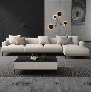 Sofá Seccional Extensible de Tres Plazas de Estilo Nórdico Moderno con Tapicería de PU y Relleno de Espuma para Sala de Estar o Uso en Hoteles - Product Image 1