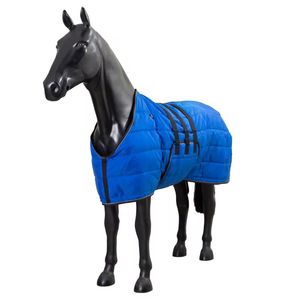 Couverture pour cheval de qualité supérieure avec tissu respirant et doublure intérieure douce pour un confort maximal - Product Image 4