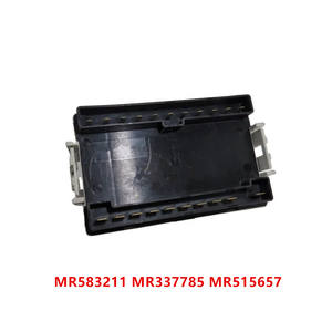 三菱 パジェロ モンテロ ショーグン H65 H76 V63 V67 V73 V75 V77用 ドアコントロールユニット セントラルロックリレー MR583211 MR337785 MR515657 - Product Image 2