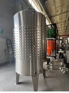 Cuve de Fermentation de Vin Rouge 1000L Acheter Cuve de Fermentation de Vin avec Vestes de Refroidissement et de Chauffage - Product Image 5