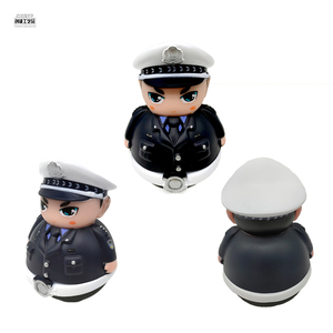 Jouet de policier adorable en PVC pour enfants, cadeau, souvenir touristique décoratif, offre spéciale - Product Image 6