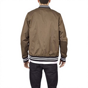 Chaqueta Bomber Varsity de Satén 100% Poliéster para Hombre, Corte Ajustado, Cuello Alto, Diseño con Cremallera, para Primavera - Product Image 2