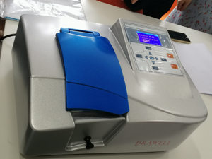 Spectrophotomètre UV-VIS Drawell DU-8200 avec réglage automatique de la longueur d'onde et sortie USB/RS232 - Product Image 2