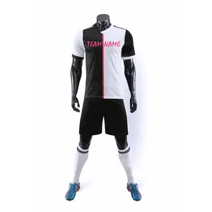 Topkwaliteit Promotie Voetbal Jersey Voetbal Short Groothandel Sublimatie Voetbal Uniform Custom Design Bedrukte Voetbalkleding