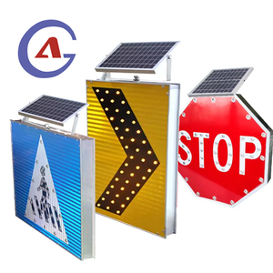 Panneaux de signalisation routière à LED solaires à double flèche pour la construction routière, panneaux d'avertissement haute visibilité pour une circulation sécurisée - Product Image 1