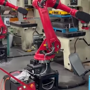 Robot 6 axes Borunte BRTIRUS1510A avec caméra de précision pour soudage, conception légère, charge utile de 10 kg, longueur de bras de 1500 mm, moteur à engrenages - Product Image 2