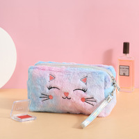 Meilleure vente! Petit sac de lavage carré en peluche, sac à cosmétiques en peluche de chat coloré, pochette de maquillage souple et mignonne avec fermeture éclair, vente en gros