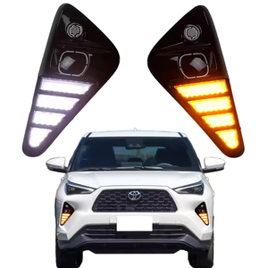 Nuevo coche DRL para <span class=keywords><strong>Toyota</strong></span> <span class=keywords><strong>Yaris</strong></span> <span class=keywords><strong>Cross</strong></span> 2023 2024 LED Luz de circulación diurna conducción antiniebla luz diurna con luces de señal de giro 12V - Product Image 1