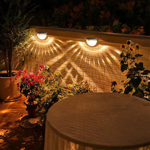 Lampada Solare LED da Parete Impermeabile per Recinzioni da Giardino e Corridoi Esterni - Product Image 5