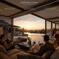 Pergola en aluminium de luxe série E avec persiennes latérales manuelles à effet bois et stores à enroulement motorisés intégrés