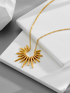 Cadena de clavícula abierta de acero de titanio Retro americano europeo nueva moda collar con colgante de girasol creativo geométrico - Product Image 6