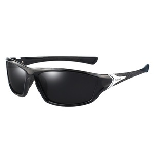 Lunettes de soleil polarisées pour hommes et femmes, lunettes de soleil de sport en plastique tendance, lunettes de soleil d'extérieur, lunettes de protection UV400, lunettes de cyclisme, lunettes de course - Product Image 1