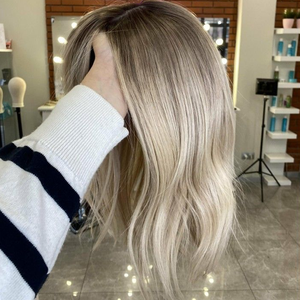 Topper per <span class=keywords><strong>Capelli</strong></span> Kosher Ebraico con Base in Seta, Marrone <span class=keywords><strong>Chiaro</strong></span> Ombré Biondo, 100% <span class=keywords><strong>Capelli</strong></span> Umani Vergini Europei per Donne - Product Image 1