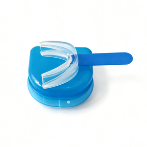 La garde dentaire de sommeil de nuit direct d'usine arrête le meulage des dents Anti-ronflement protège-dents Anti-ronflement dispositif d'apnée des dents accolades - Product Image 1