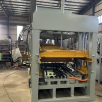 Machine à blocs de béton hydraulique 4-15 pour les usines de blocs au Kenya et en Ouganda