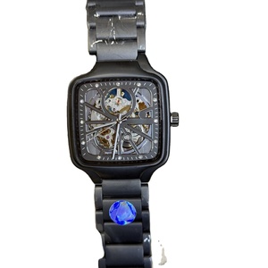 Reloj de Pulsera para Hombre, Elegante, Moderno, de Primera Calidad, con Esfera Cuadrada Negra, Mecánico, con Correa de Cerámica Negra - Product Image 1