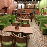 Gebrauchte Leder-Chesterfield-Sitzbank im Retro-Stil mit Hoher Rückenlehne und Knopfheftung, Sofa für Cafés, Loungemöbel-Sets für Restaurants BT802