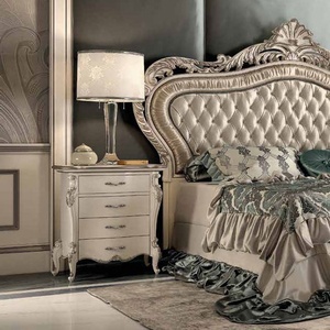 Meilleures idées d'ensembles <span class=keywords><strong>de</strong></span> <span class=keywords><strong>chambre</strong></span> <span class=keywords><strong>à</strong></span> <span class=keywords><strong>coucher</strong></span> classiques : Lit king size royal luxueux avec cadre en bois d'hévéa et revêtement en tissu, doux et chaleureux - Product Image 4