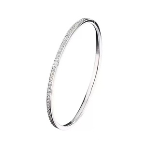 Pulsera de moda de acero inoxidable chapada en oro de moda Rhinestone Pave Pearl Charm <span class=keywords><strong>Cuff</strong></span> para boda fiesta compromiso aniversario - Product Image 4