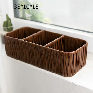 Organisateur de bureau en bois à trois compartiments, boîte de rangement rectangulaire en bois naturel avec séparateurs pour désinfectant et bonbons - Product Image 5