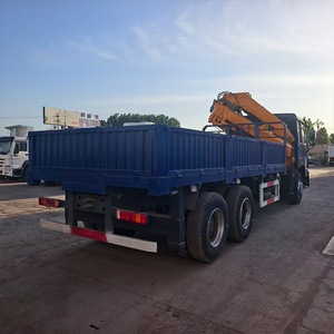 Camion <span class=keywords><strong>benne</strong></span> basculante <span class=keywords><strong>d</strong></span>'<span class=keywords><strong>occasion</strong></span> HOWO 371 ch à prix réduit avec flèche télescopique pliante pour l'Afrique - Product Image 5