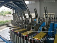 Ligne d'assemblage de machine à disque automatique Lude PU polyuréthane équipement semelle intérieure coulée industrie agricole applicable filet moussant